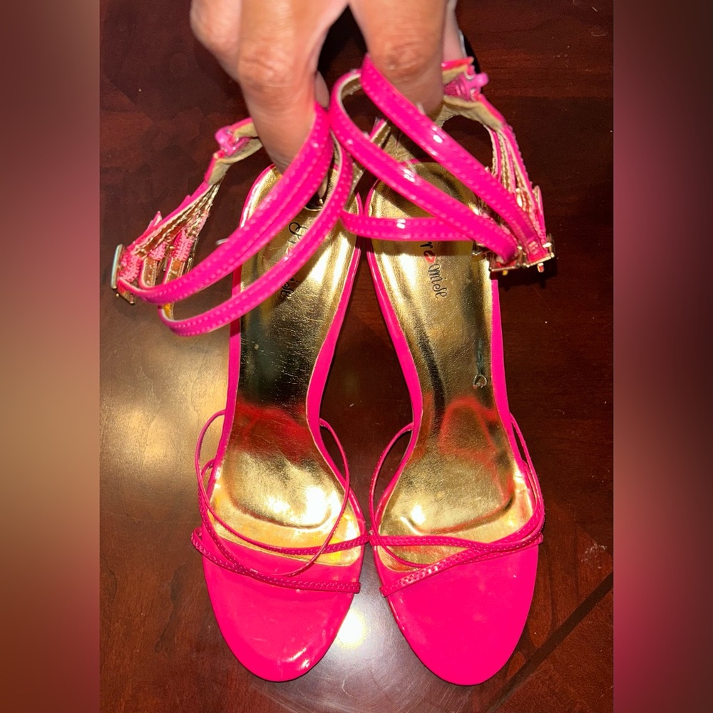 Promise sandals - Picture 2 of 2